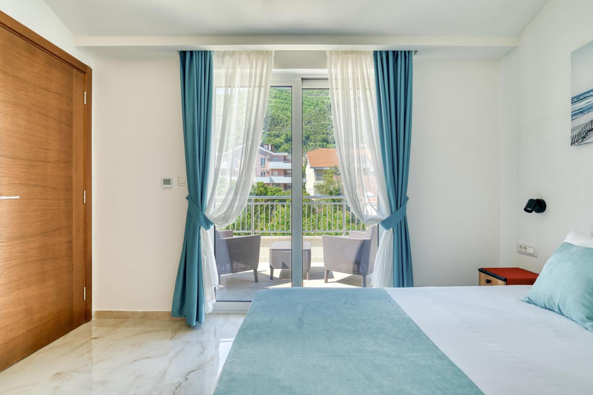 Apartments Ljubica Herceg Novi Bagian luar foto