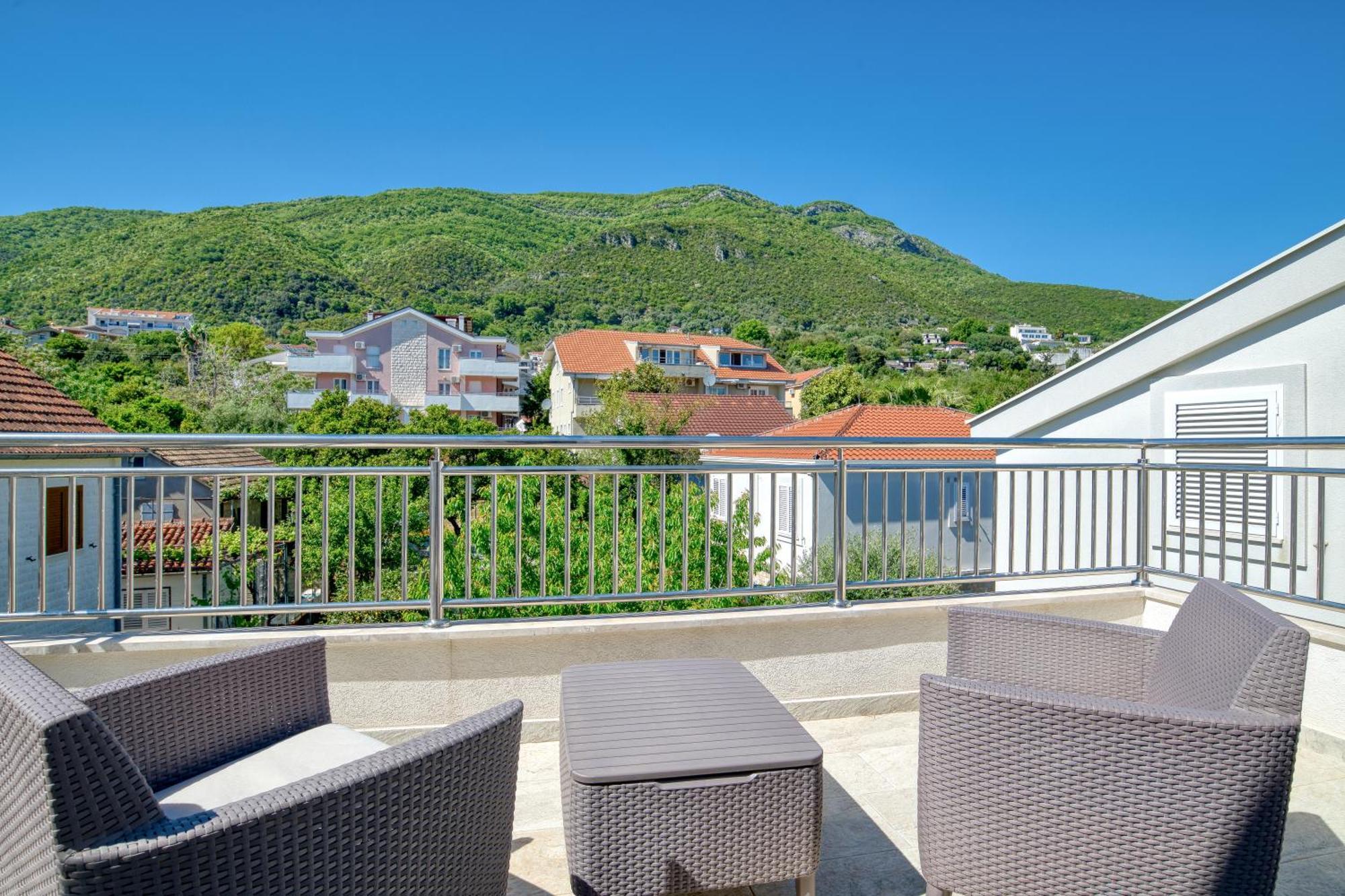 Apartments Ljubica Herceg Novi Bagian luar foto