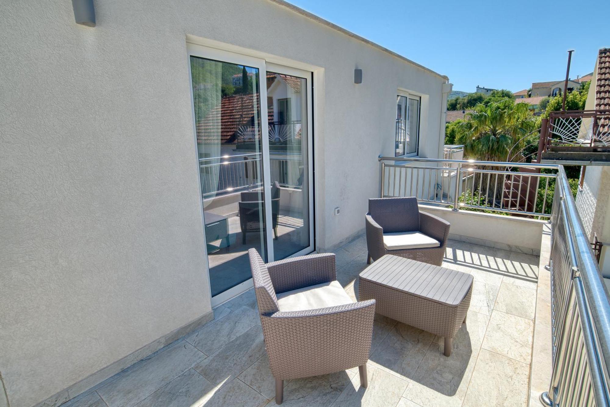 Apartments Ljubica Herceg Novi Bagian luar foto