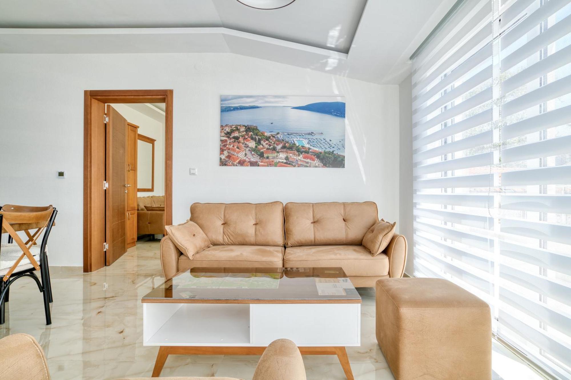 Apartments Ljubica Herceg Novi Bagian luar foto
