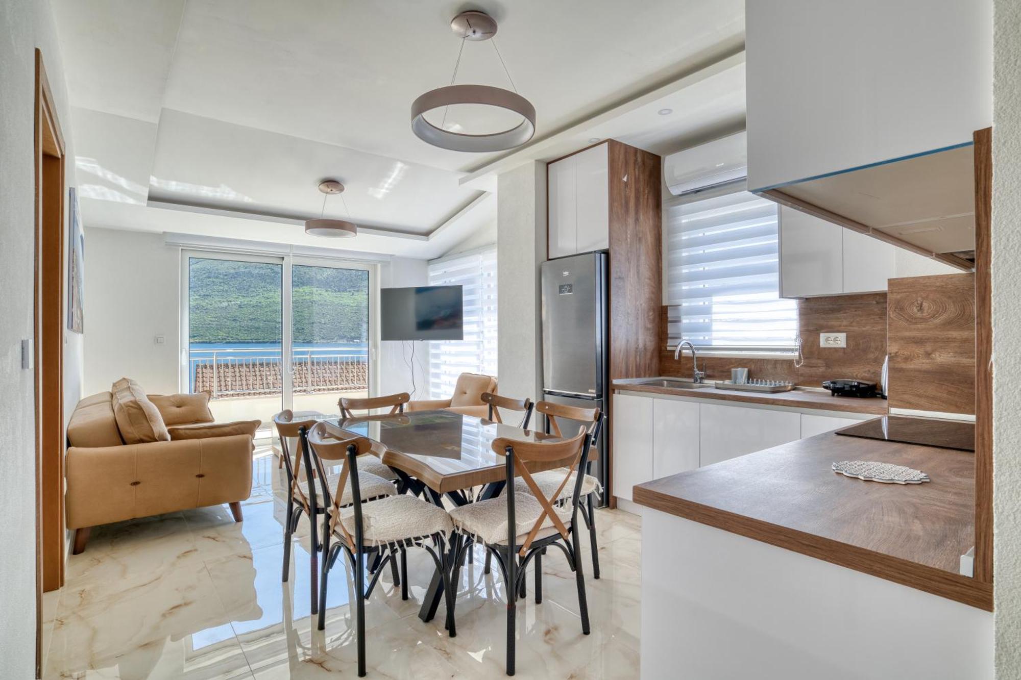 Apartments Ljubica Herceg Novi Bagian luar foto